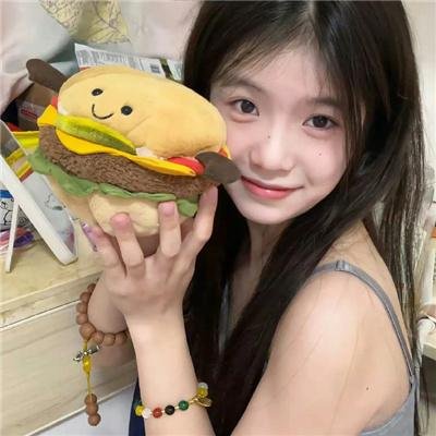 远山含笑